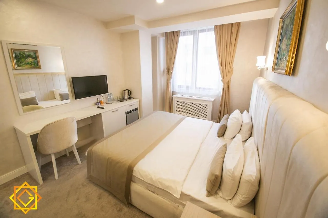 Ganjali Plaza Hotel Baku 3*,